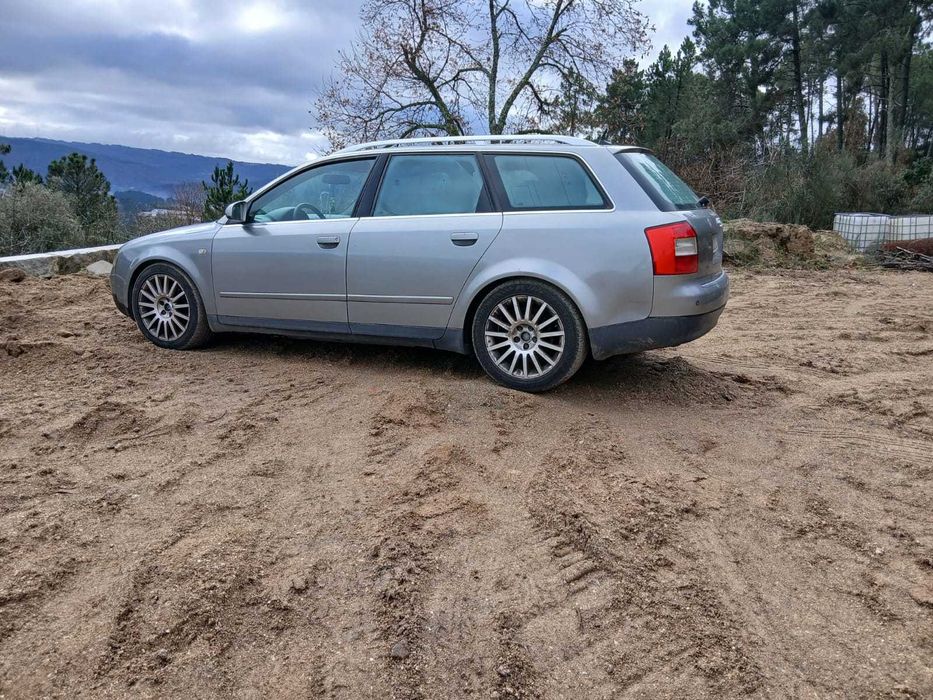 Vendo Audi A4 1.9 TDI
