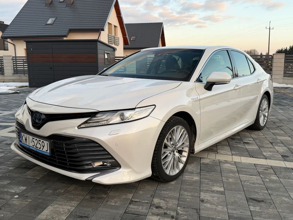 Toyota Camry Executive / Bezwypadkowy / Salon Polska / Skórzana tapicerka