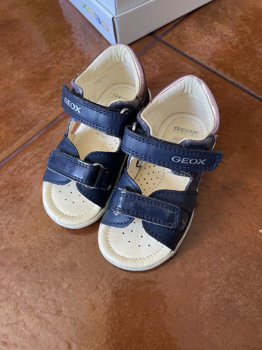 Sandalias Geox para bebe menina