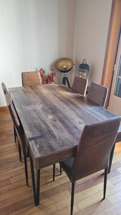 Mesa de Jantar Grande com 6 Cadeiras