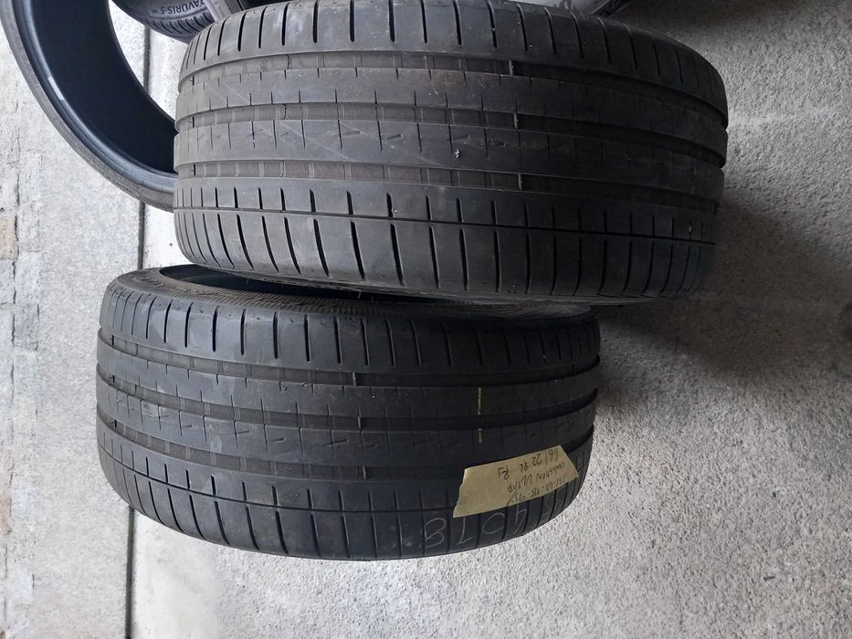 2 pneus 235/40R18 Vredstein