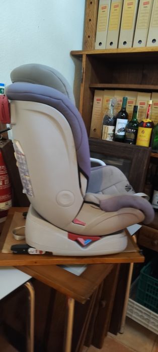 Cadeira automóvel isofix