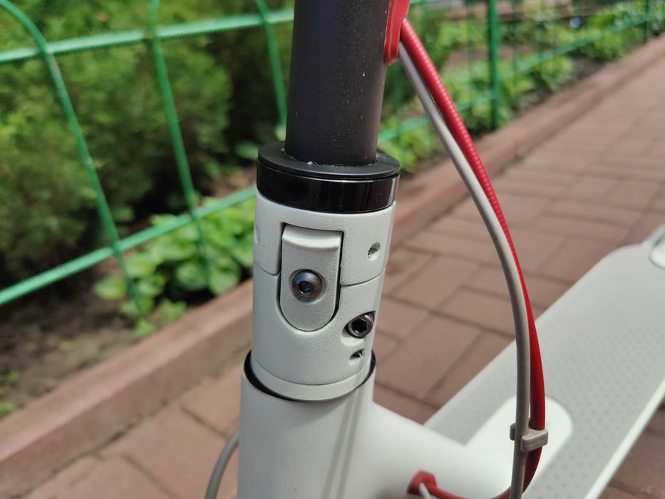 Електросамокат Xiaomi Mi Electric Scooter M365 White (Європейська версія) оригінал