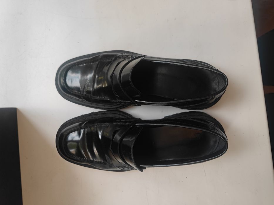 Шкіряні туфлі Massimo dutti