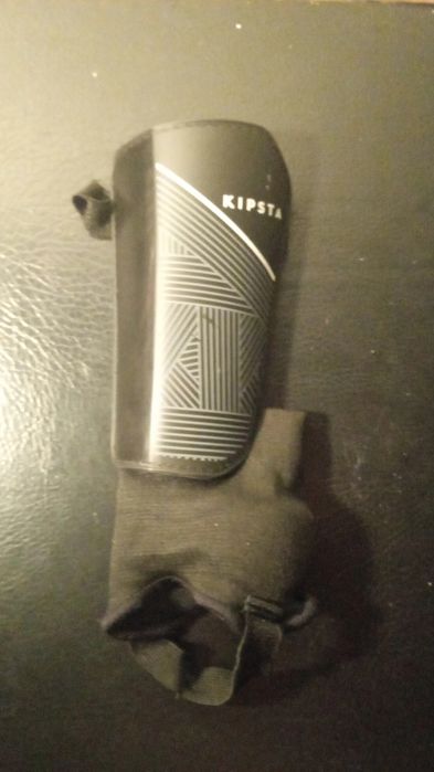 Uma cabeleireira esquerda Kipsta