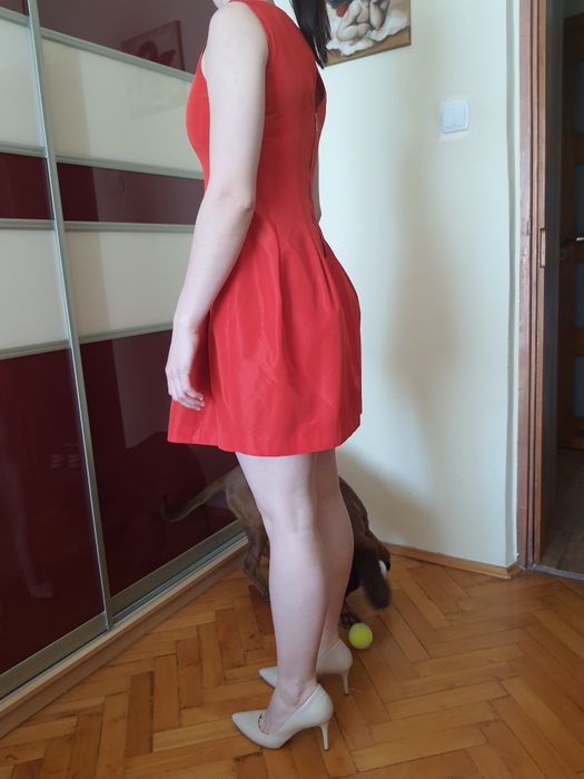 Czerwona sukienka Zara