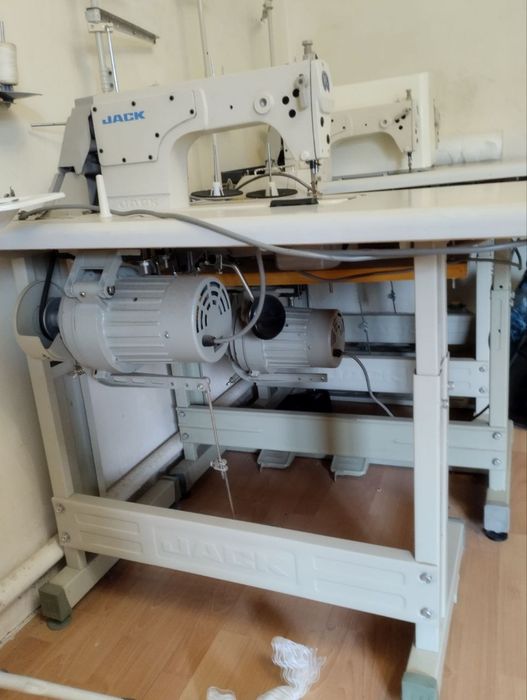 Продам швейные машинки!!