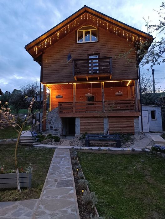 Окремий будинок.Чан .Басейн .Оренда Славське Відпочинок svyat_hause