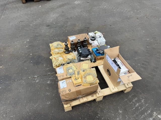 Wałek Glowny 44908060 case new holland skrzynia most