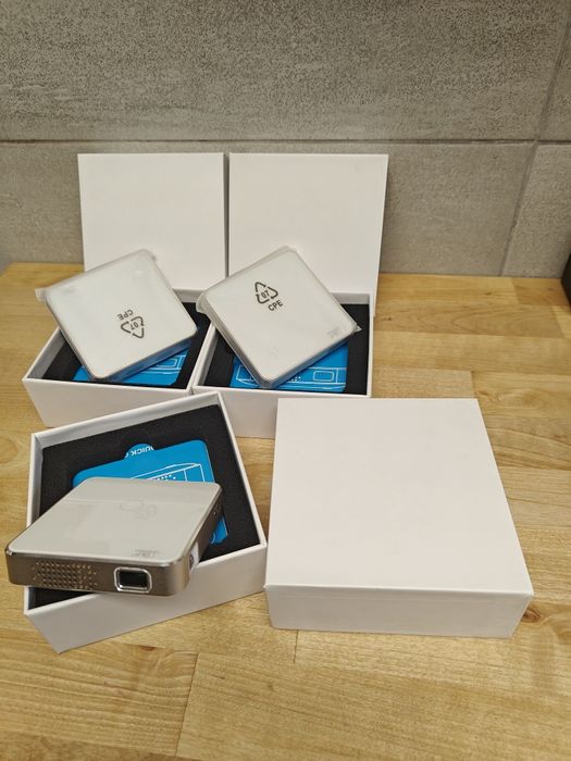 Projetor led DLP+bateria/1080P/PREÇO PROMOCIONAL