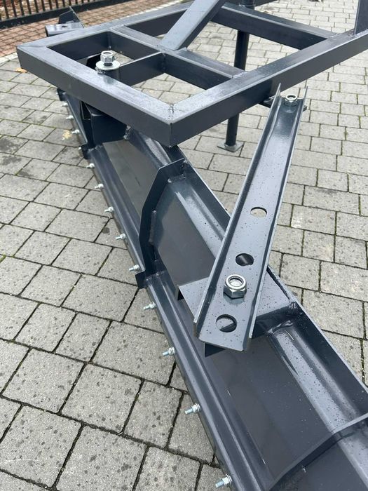 Pług do śniegu na tył ciągnika Spych śnieżny Obrotowy do traktora Guma