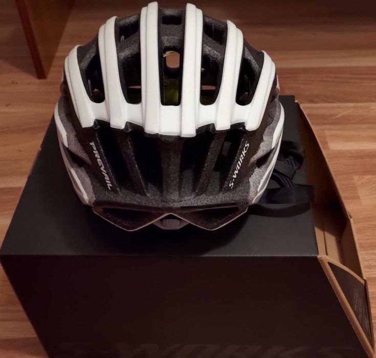 Capacete S-WORKS Specialized Novo