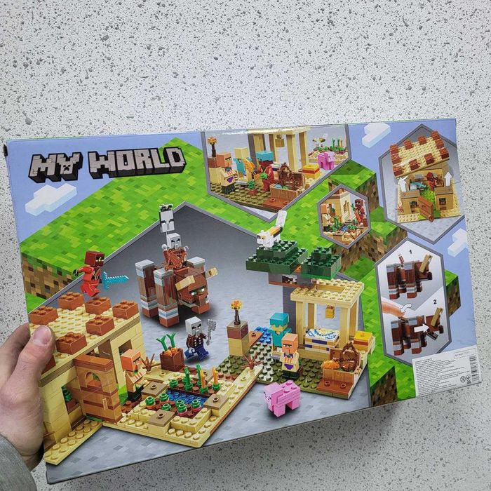 Лего Майнкрафт Патруль розбійників конструктор 580 деталей My World