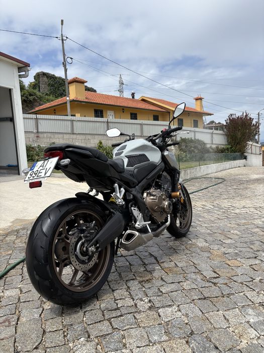 Honda CB650R 2021