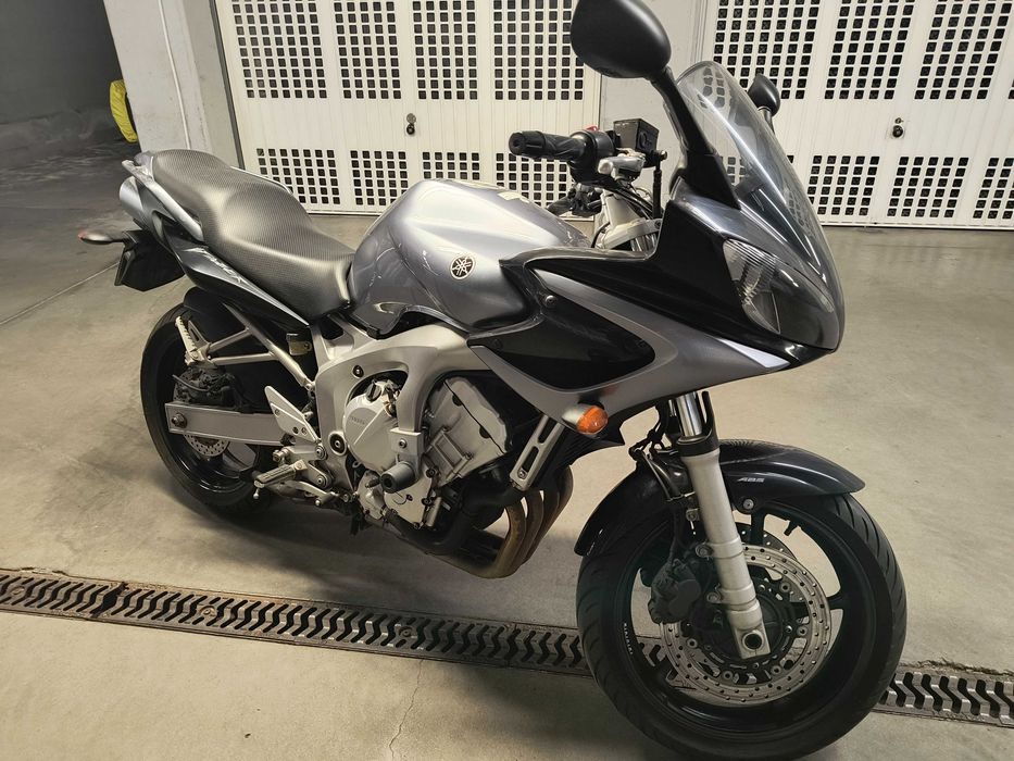 Yamaha FZ6 Fazer 600