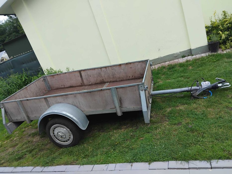 przyczepa, przyczepki  2000, 1200 i 650 dmc- kilka szt.