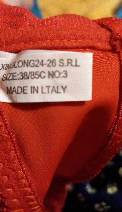 Лифчик 2р.75см под грудью.Новый. Италия