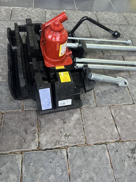 Домкрат,гідравлічний