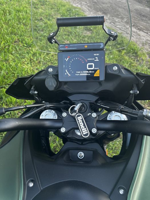 Mota Benelli TRK702X