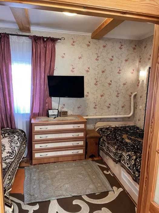 Продам будинок с.Андріївка.Камін,газ,сонячні панелі,гараж,сарай