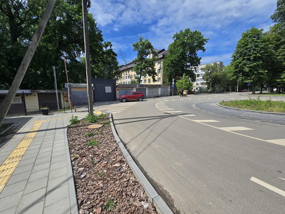 Гаражний бокс , сервіс