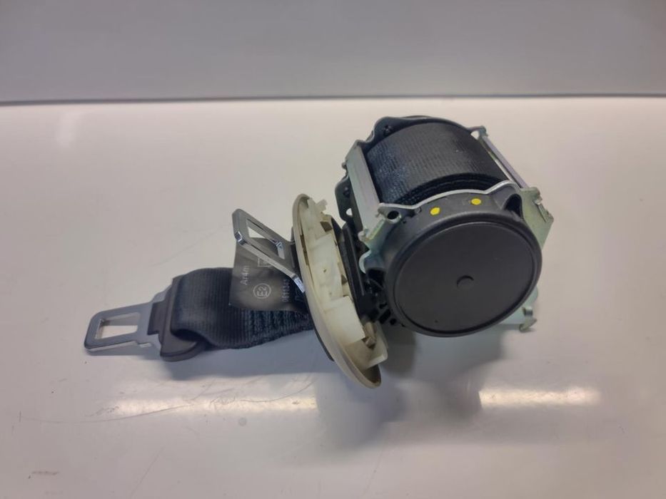 Cinto Encaixe Traseiro Renault Clio 4 IV  Grandtour  (KH)
