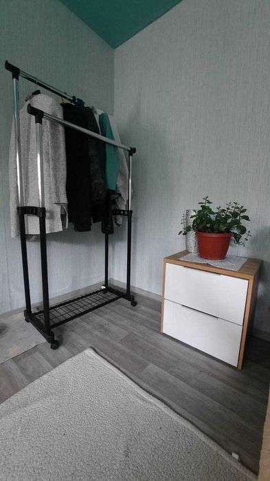 Продам половину будинку на Богунії, овремий двір! Без Комісії!