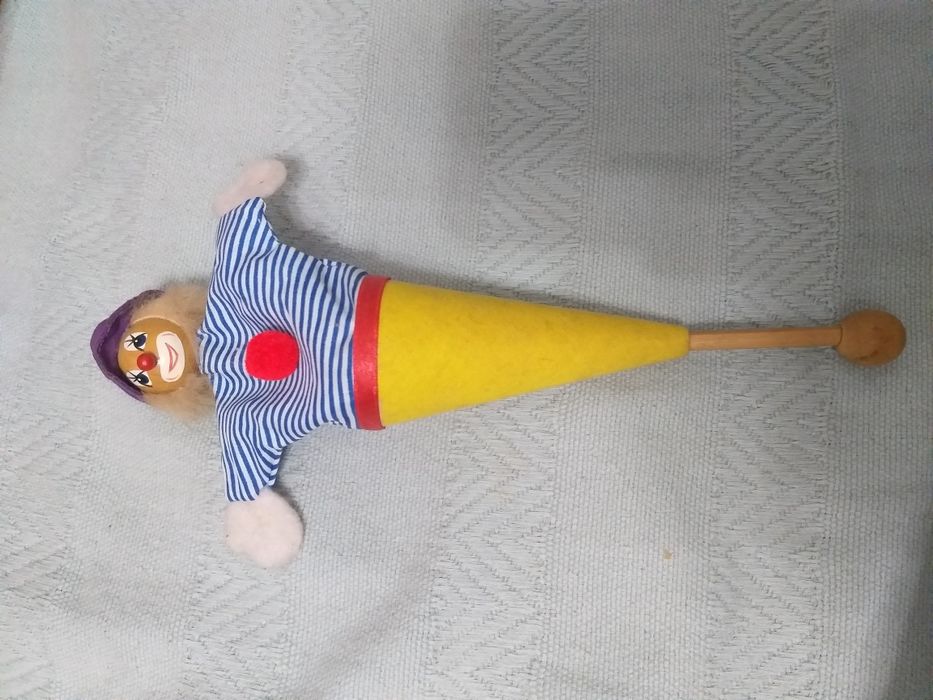 Wooden Clown Puppet64751805082497121