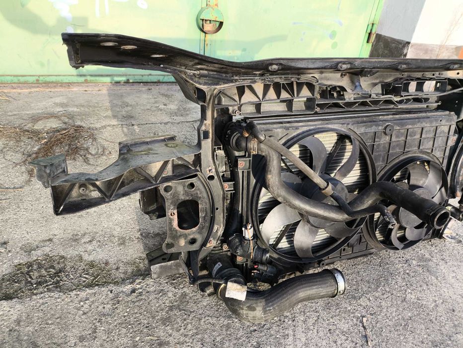 Pas Przedni Kompletny VW Golf 5 V Plus 1.9TDI