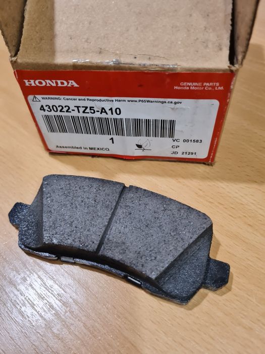 Оригинал. Колодки тормозные заднии. Acura MDX, TLX. наличие