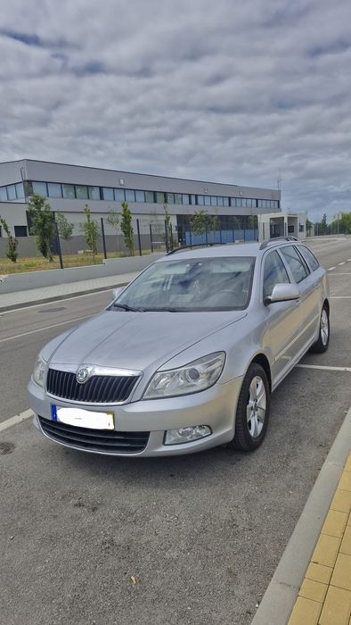 Skoda em bom estado- nacional, Contacto-910450816