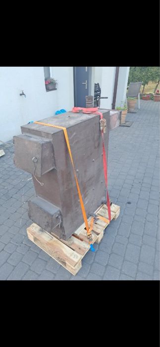 Piec: węgiel / drzewo (kopciuch)