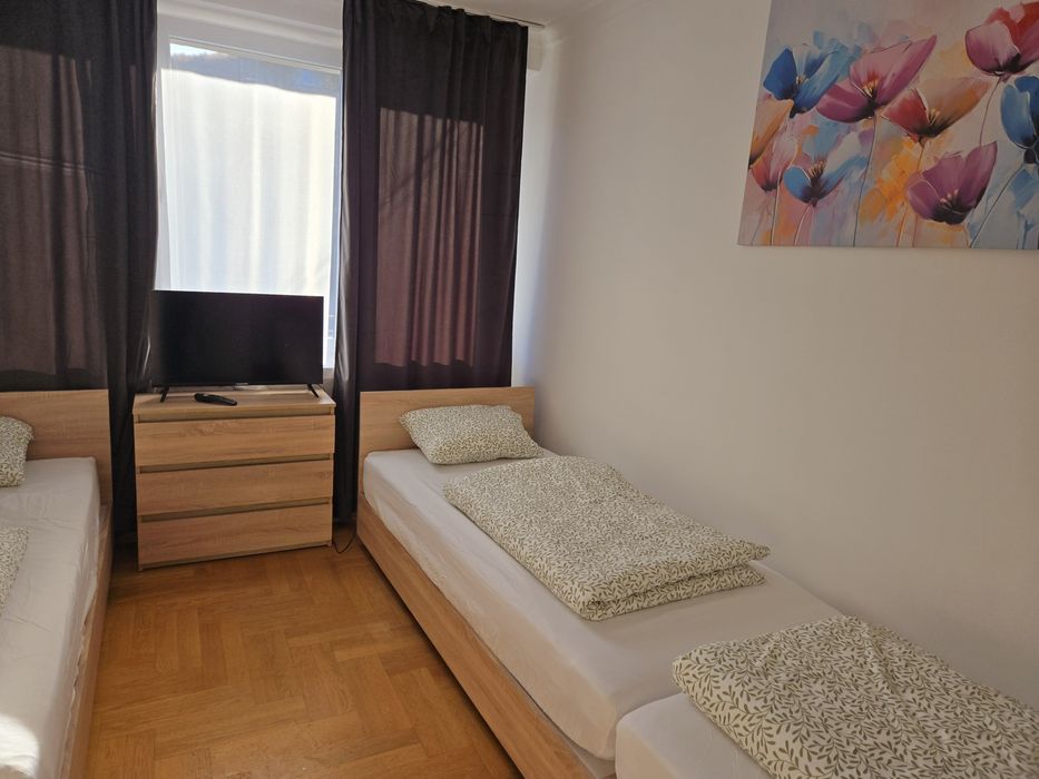 Noclegi  Bronowice Wola  Justowsjka parking Kraków