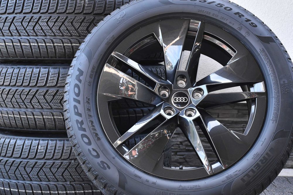 Nowe koła zimowe OEM Audi Q4 Sportback e-tron VW ID.4 ID.5 ID.6 SKODA ELROQ ENYAQ PEAQ CUPRA Tavascan 19" Pirelli