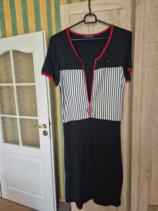 Sukienka Tommy Hilfiger r. M