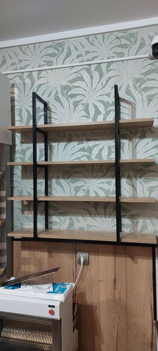 Sprzedam regały  z półkami