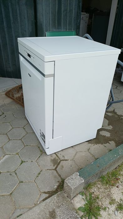 Maquina lavar loiça Whirlpool