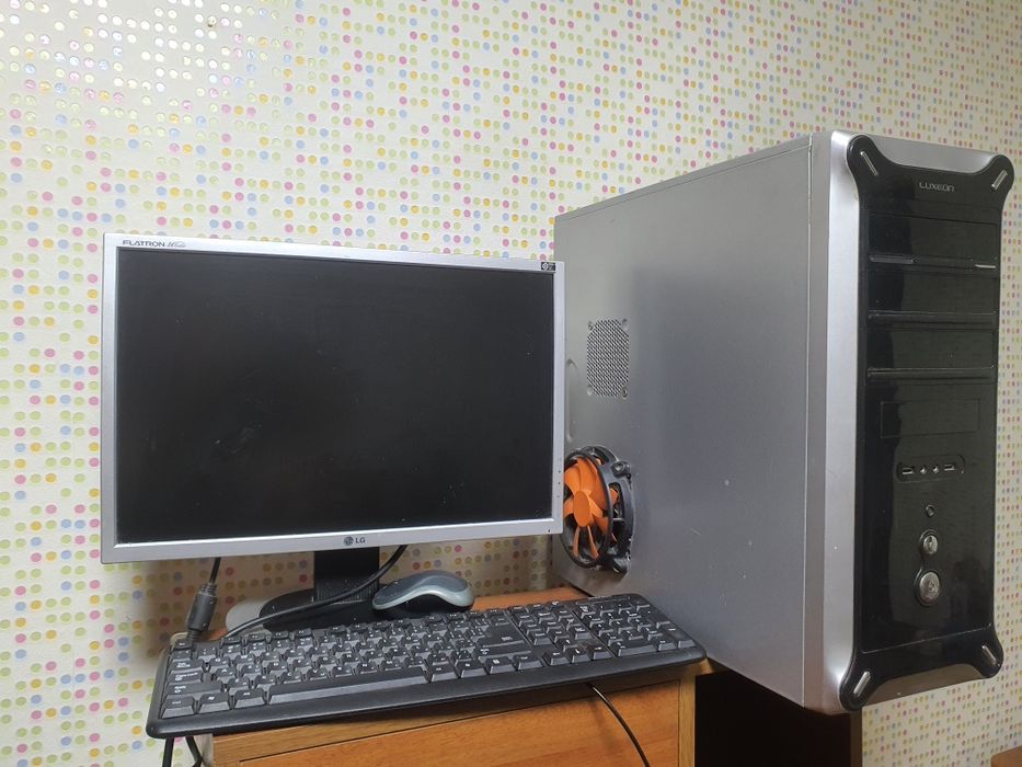 Продам ПК в комплекті