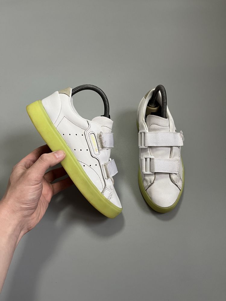 Adidas sleek s ee8279 superstar samba 35 22 650 Olx