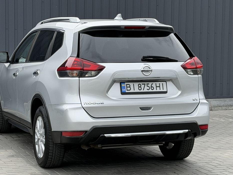 Nissan Rogue SV 2017 рік