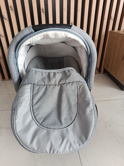 Nosidełko niemowlęce