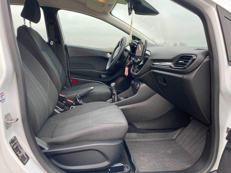 Ford Fiesta MK8 2019 1,1 benzyna 100 tys km Bogata wersja