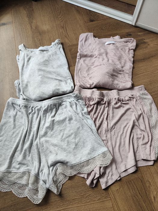 Reserved zestaw piżam prążkowanych S/M