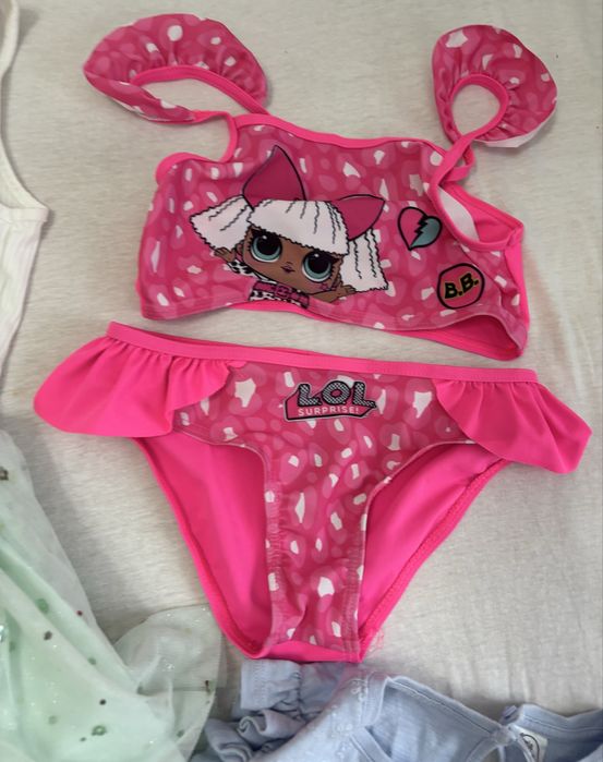 Ubranka dla dziewczynki rozmiar 110/116