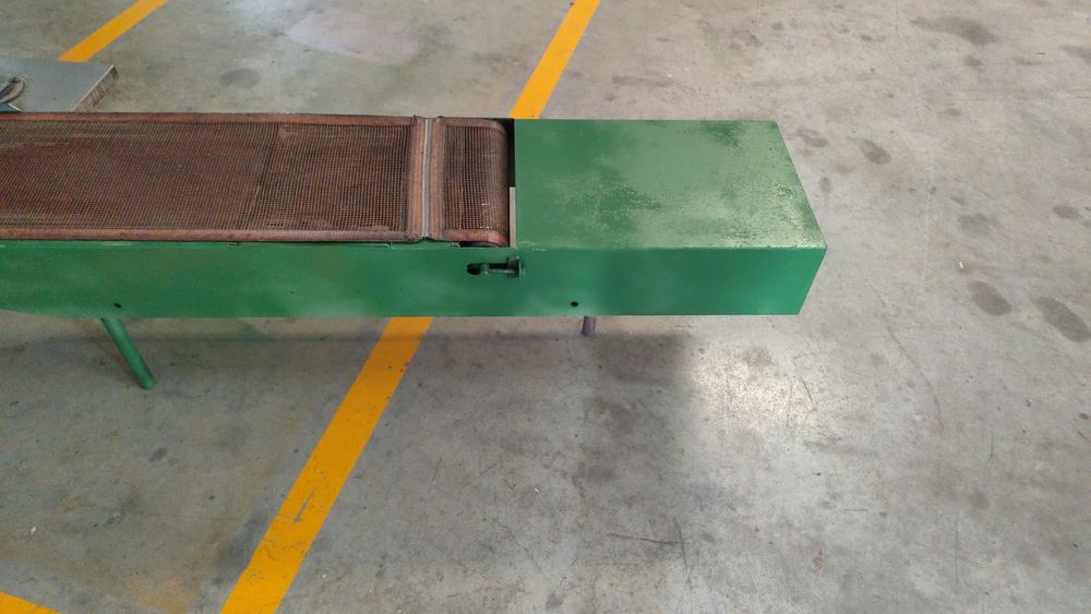 Máquina de embalar sacos mais tapete rolante