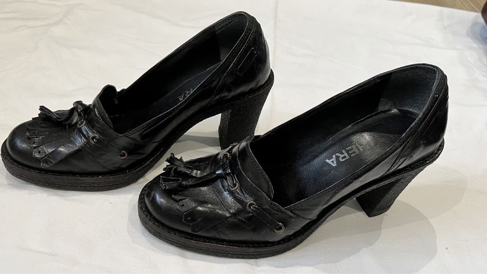 Sapatos tamanho 38 como novos
