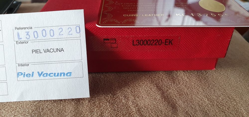 Carteira de Homen "Cartier Pasha" Pele Preta. Nunca Foi Usado, Novinho