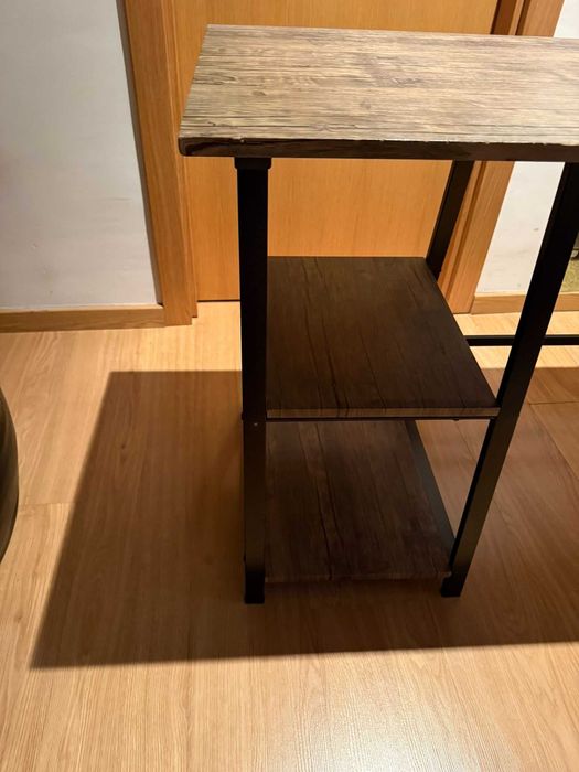 Secretary desk in good condition, made of wood64738755660417122