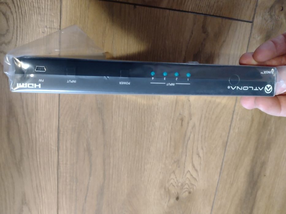 Atlona AT-JUNO-451 – przełącznik HDMI 4x1 4K HDR