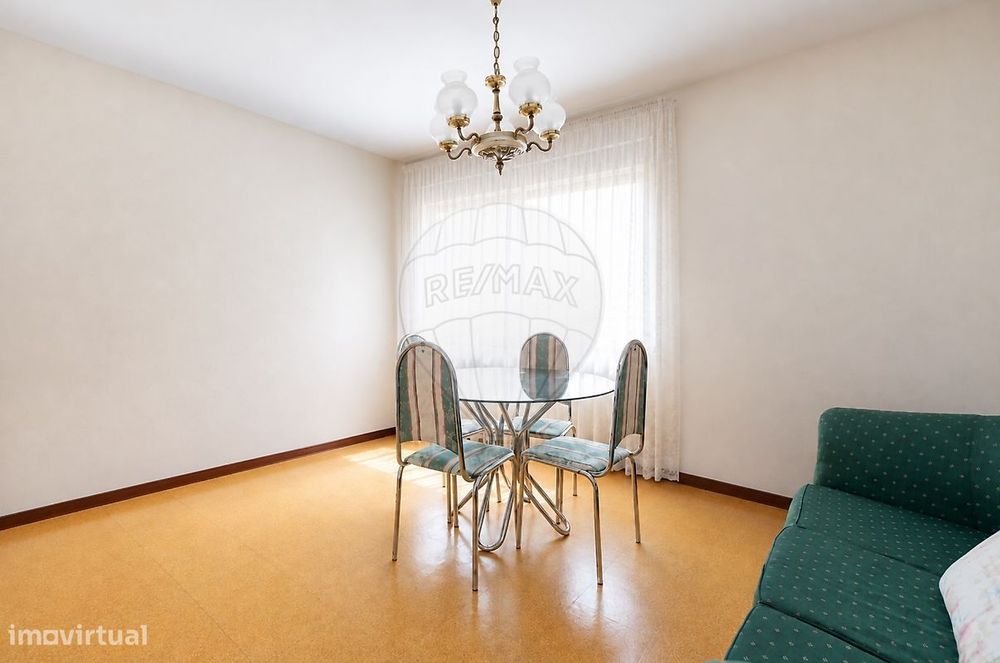 Apartamento T2 para arrendamento
